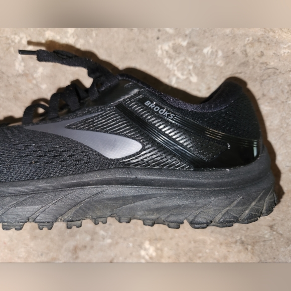 Brooks Adrenaline GTS 18 Women’s Size 8 Med Width Black Running Shoes Sneakers - Picture 7 of 10